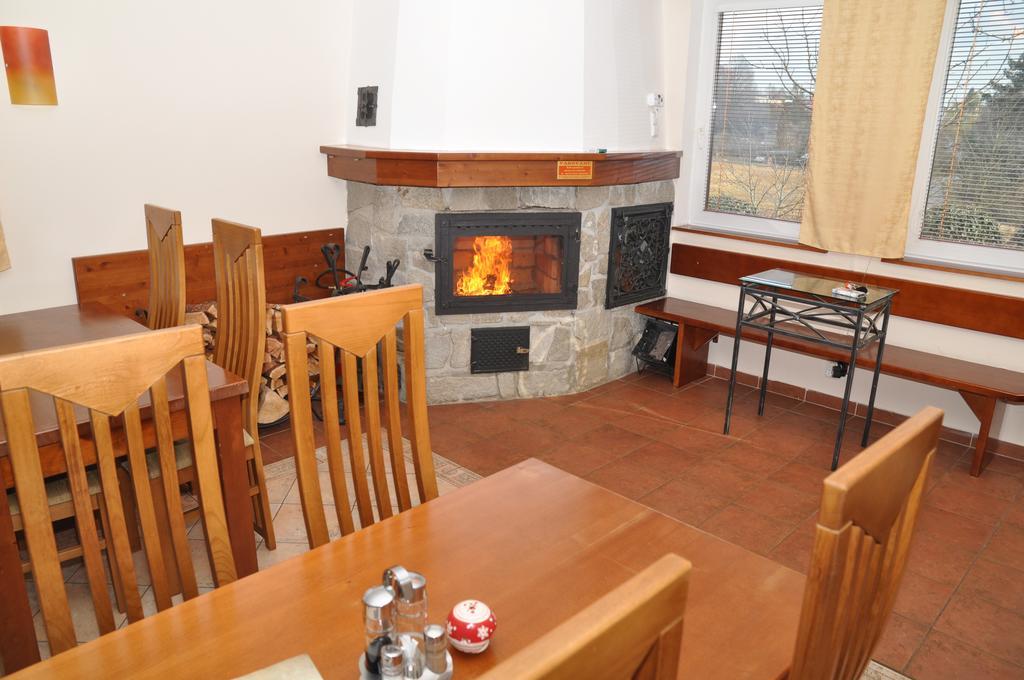 Pension & Restaurant Silma With Wellness Rychvald Luaran gambar